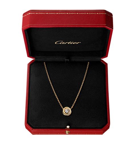 colgante trinity cartier|cartier trinity necklace.